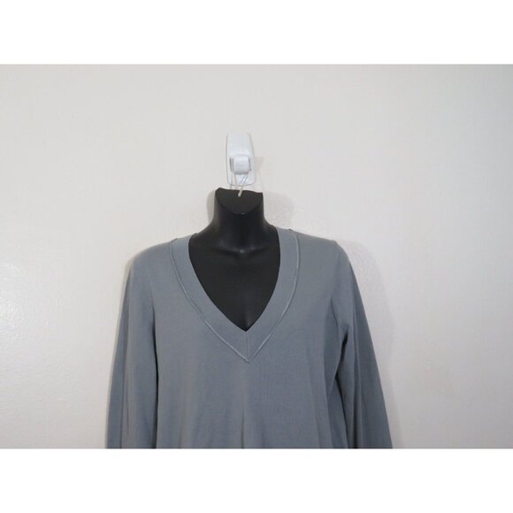rag & bone size Medium Long Sleeve V Neck Top Gray Basic Casual - Picture 3 of 8